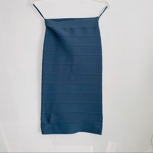 Exquisite NWOT BCBG Bandage Skirt Grey/Blue Sz XS